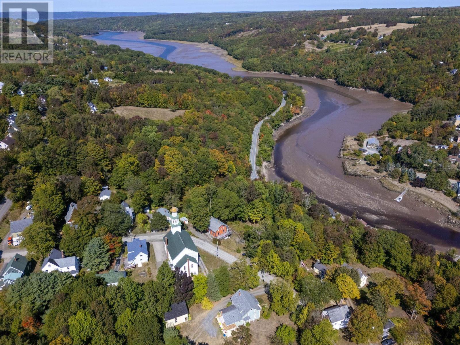 40 Pleasant Street, Bear River, Nova Scotia  B0S 1B0 - Photo 13 - 202523714