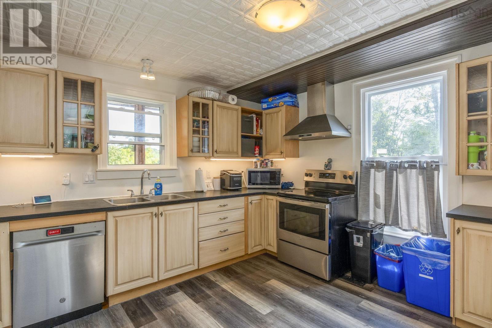 40 Pleasant Street, Bear River, Nova Scotia  B0S 1B0 - Photo 14 - 202523714