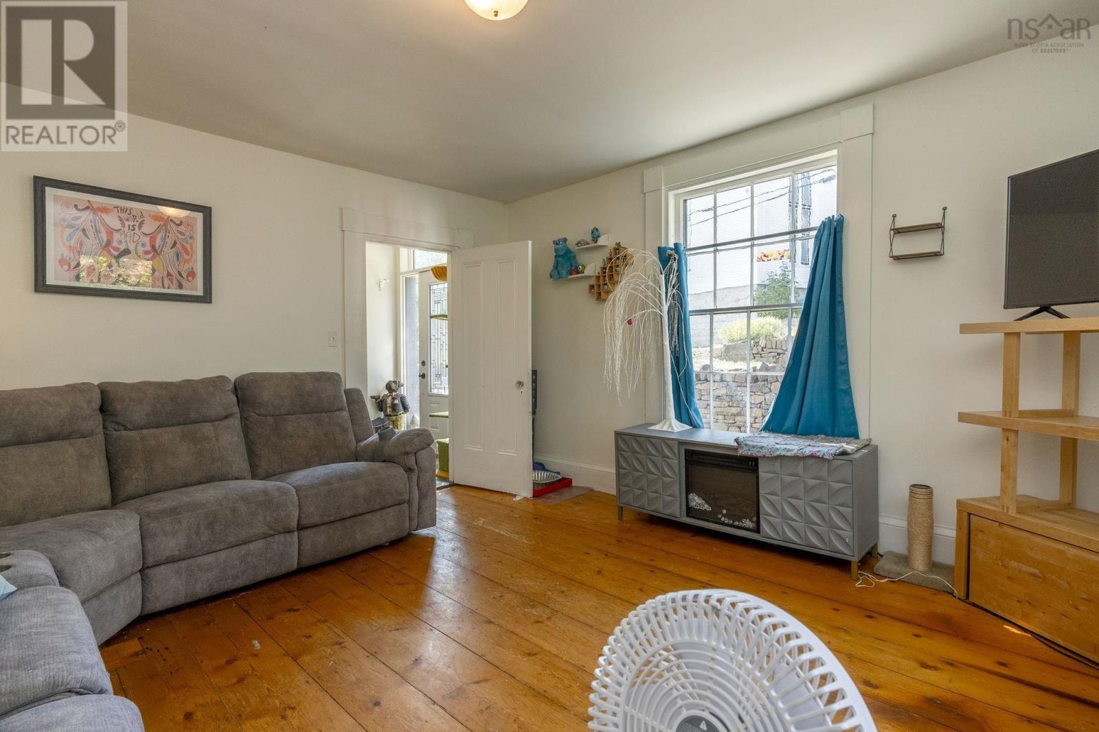 40 Pleasant Street, Bear River, Nova Scotia  B0S 1B0 - Photo 48 - 202523714