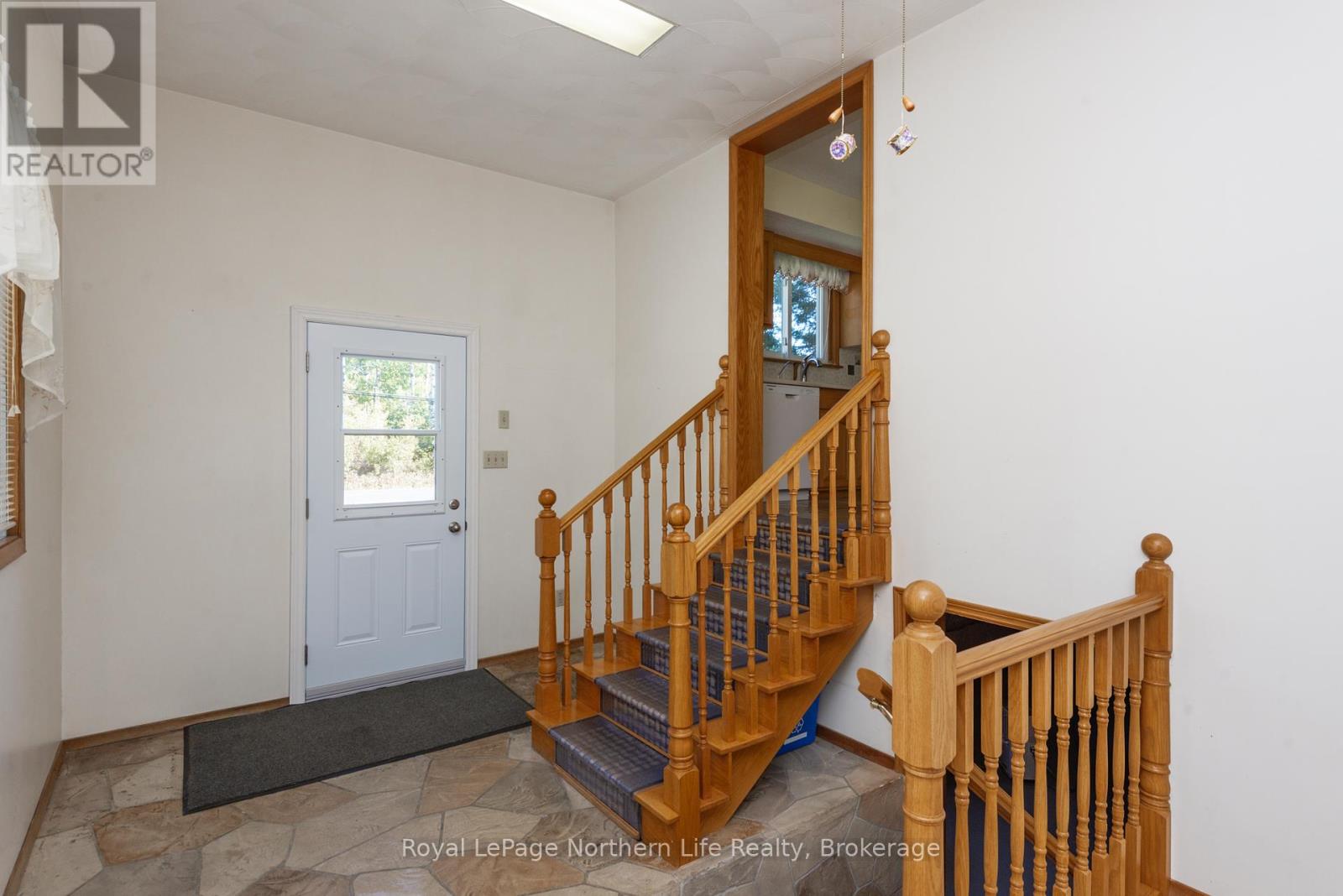 92 Highway 94, East Ferris, Ontario  P0H 1K0 - Photo 10 - X12436514