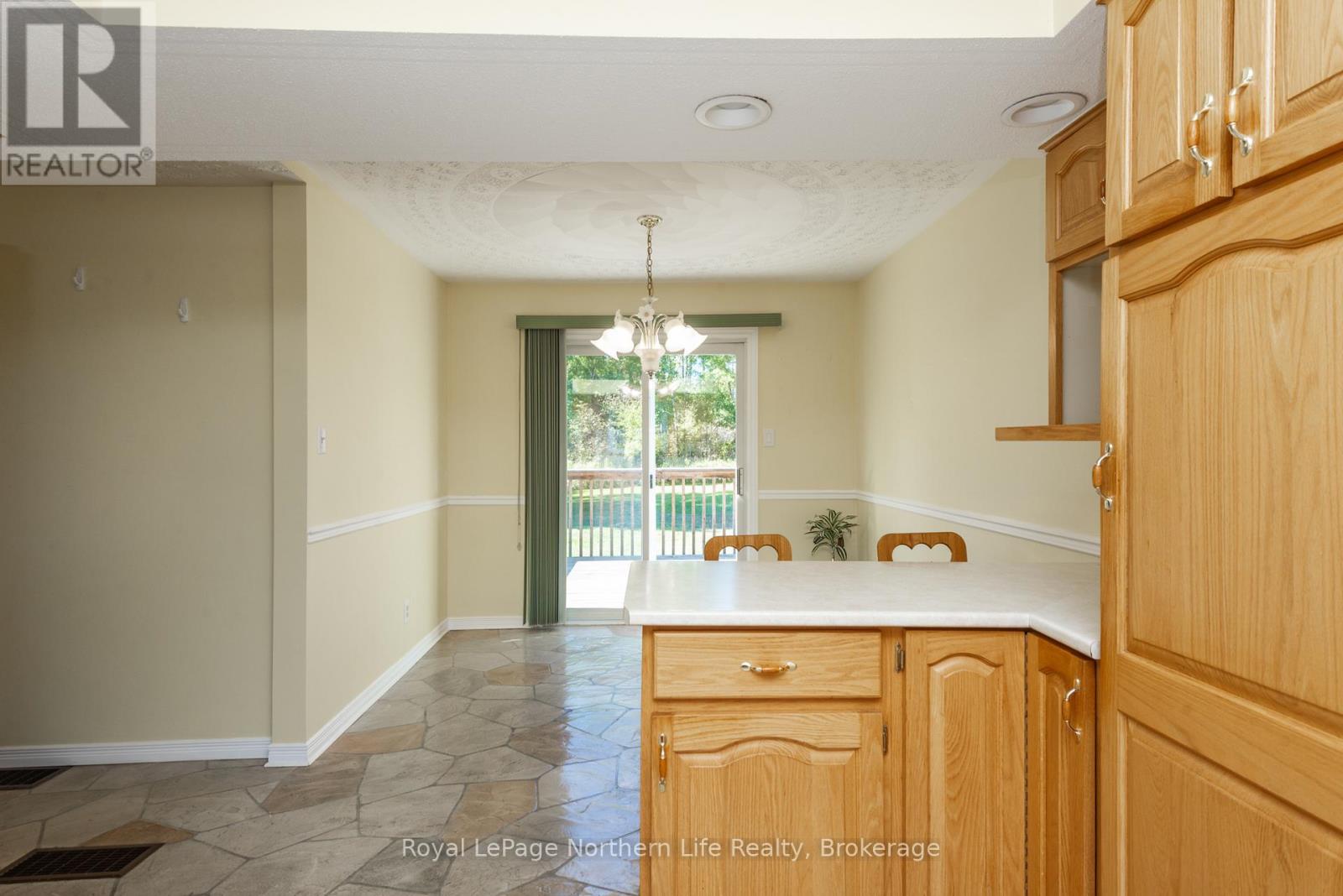 92 Highway 94, East Ferris, Ontario  P0H 1K0 - Photo 13 - X12436514