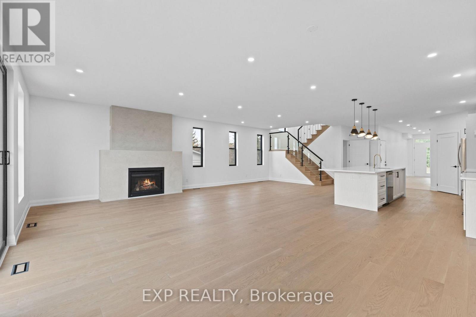 6819 Notre Dame Street, Ottawa, Ontario  K1C 1H4 - Photo 18 - X12487615