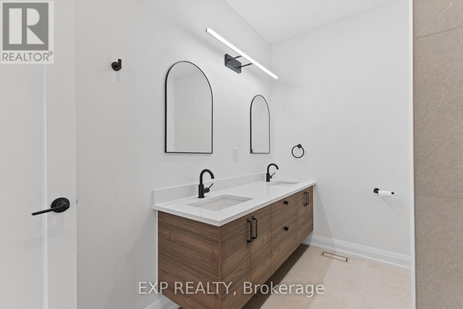 6819 Notre Dame Street, Ottawa, Ontario  K1C 1H4 - Photo 26 - X12487615