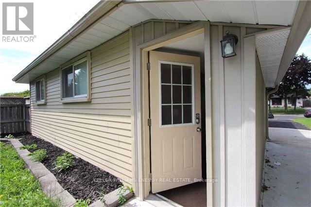 Lower - 1137 Norman Crescent, Oshawa (Donevan), Ontario  L1H 7W9 - Photo 2 - E12495338