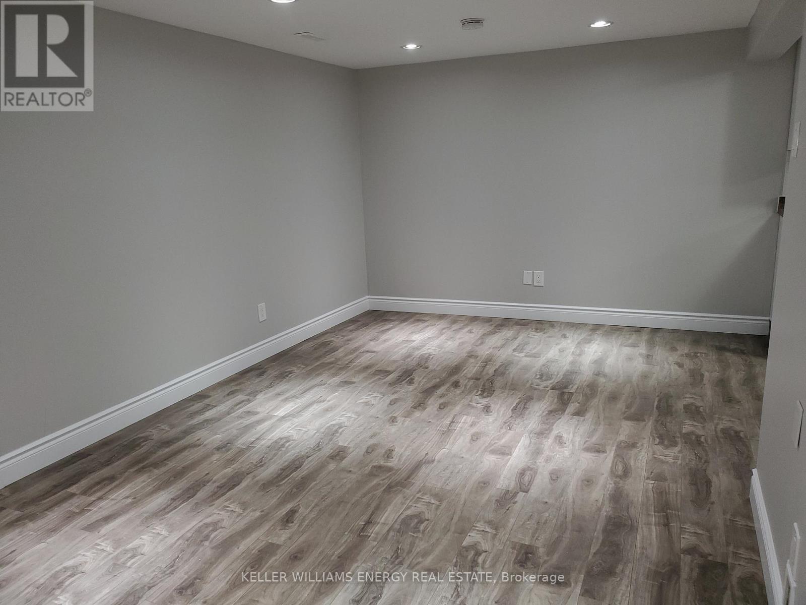 Lower - 1137 Norman Crescent, Oshawa (Donevan), Ontario  L1H 7W9 - Photo 3 - E12495338