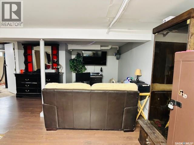 112 Fraser Avenue, Oxbow, Saskatchewan  S0C 2B0 - Photo 25 - SK021433