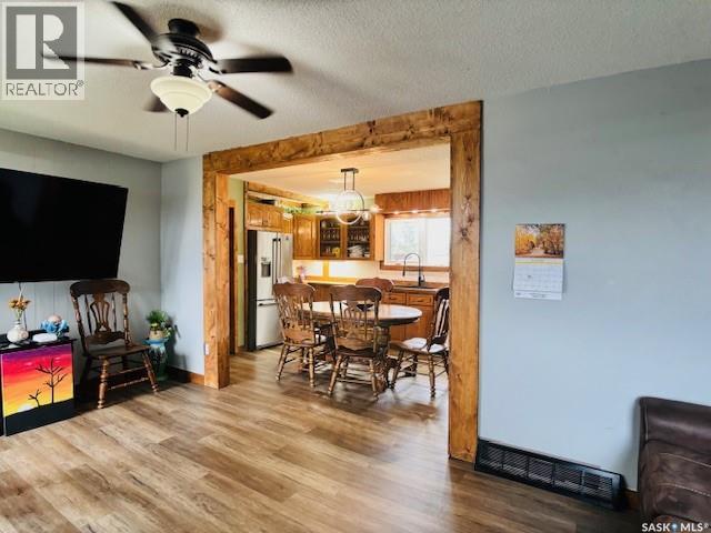 112 Fraser Avenue, Oxbow, Saskatchewan  S0C 2B0 - Photo 7 - SK021433