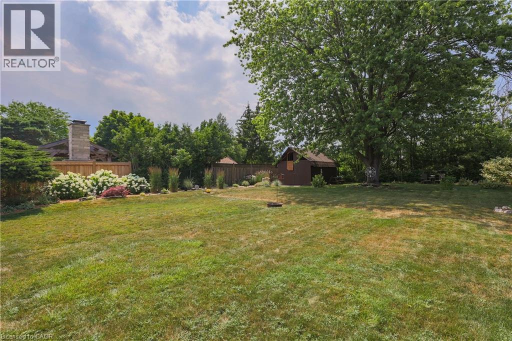 11 Hunter Road, Grimsby, Ontario  L3M 4A3 - Photo 26 - 40749802