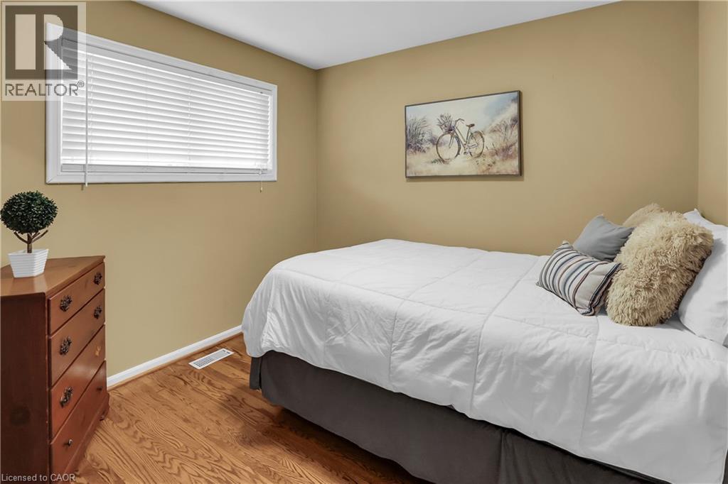 11 Hunter Road, Grimsby, Ontario  L3M 4A3 - Photo 18 - 40749802