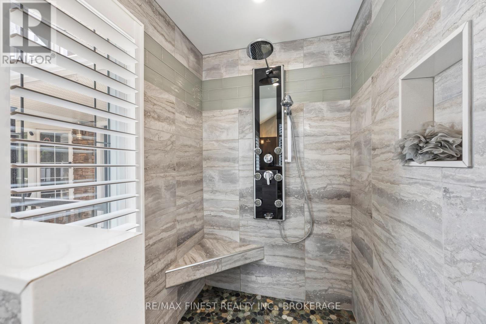 1303 Rockwood Drive, Kingston (North Of Taylor-Kidd Blvd), Ontario  K7P 1X6 - Photo 26 - X12495252