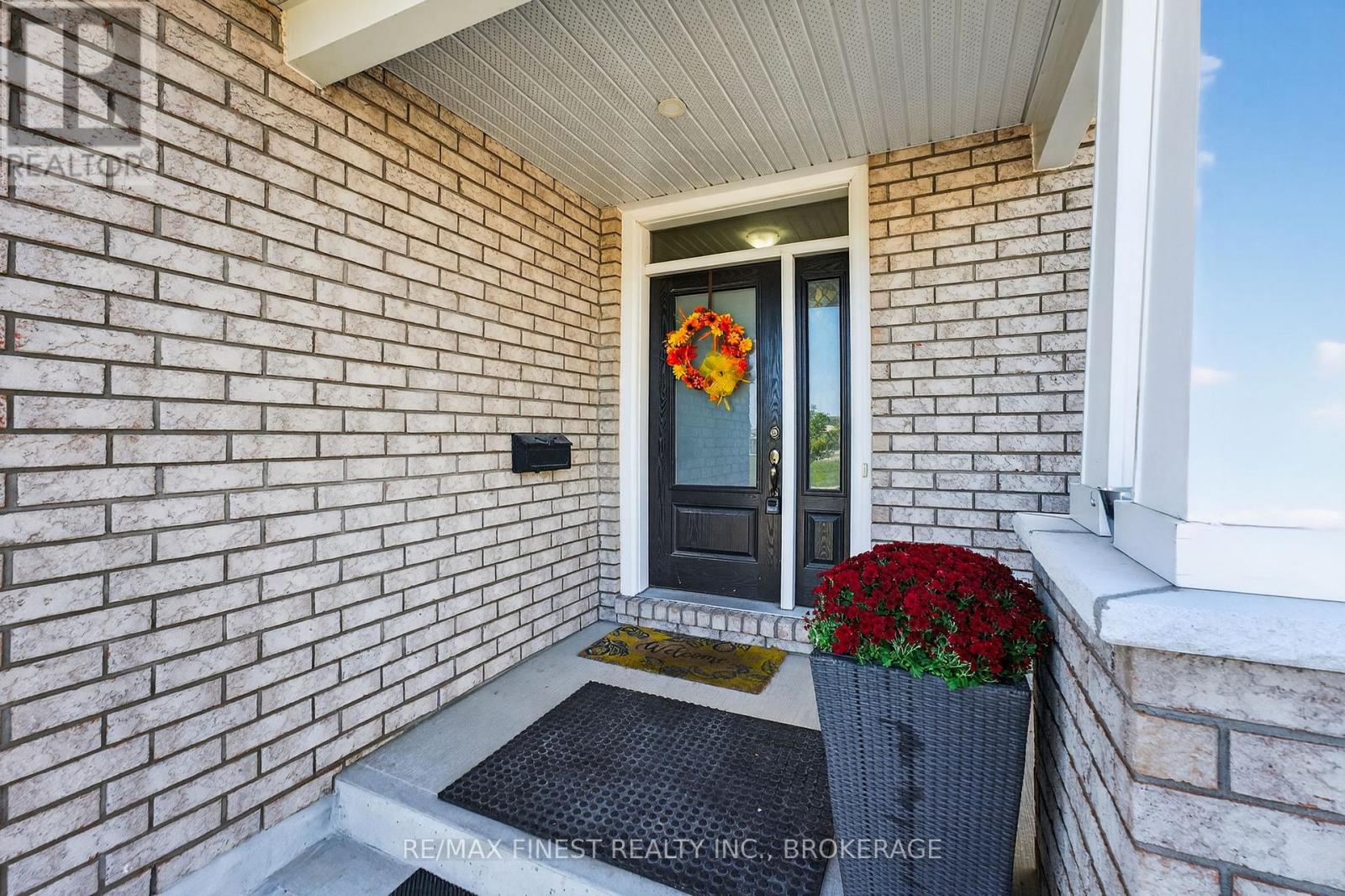 1257 Wheathill Street, Kingston (East Gardiners Rd), Ontario  K7M 0H4 - Photo 2 - X12495302