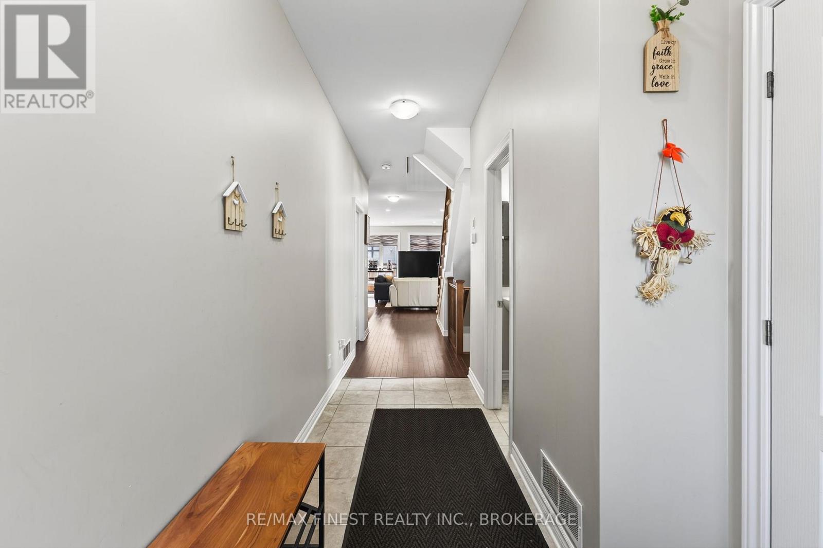 1257 Wheathill Street, Kingston (East Gardiners Rd), Ontario  K7M 0H4 - Photo 4 - X12495302