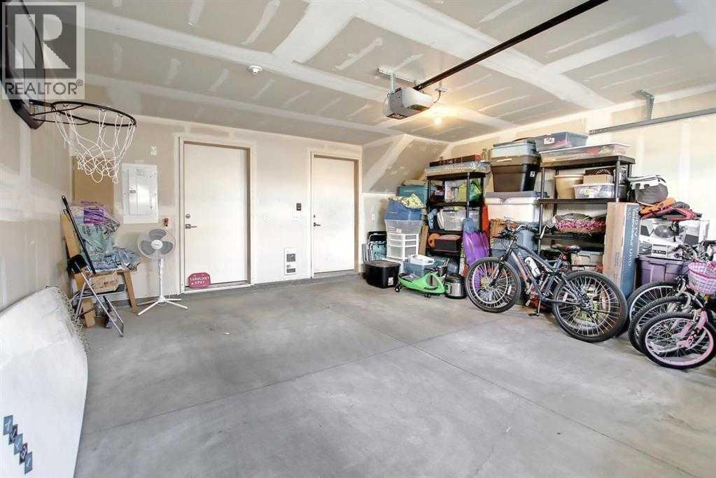 11, 111 Rainbow Falls Gate, Chestermere, Alberta  T1X 0Z4 - Photo 35 - A2267258