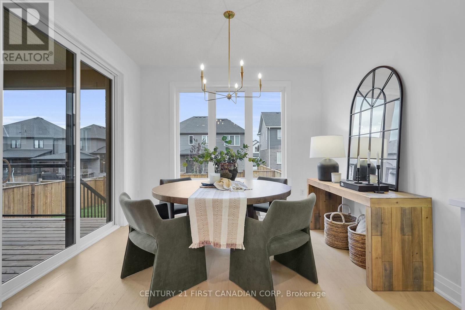 1918 Fountain Grass Drive, London South, Ontario  N6K 4P9 - Photo 15 - X12495248