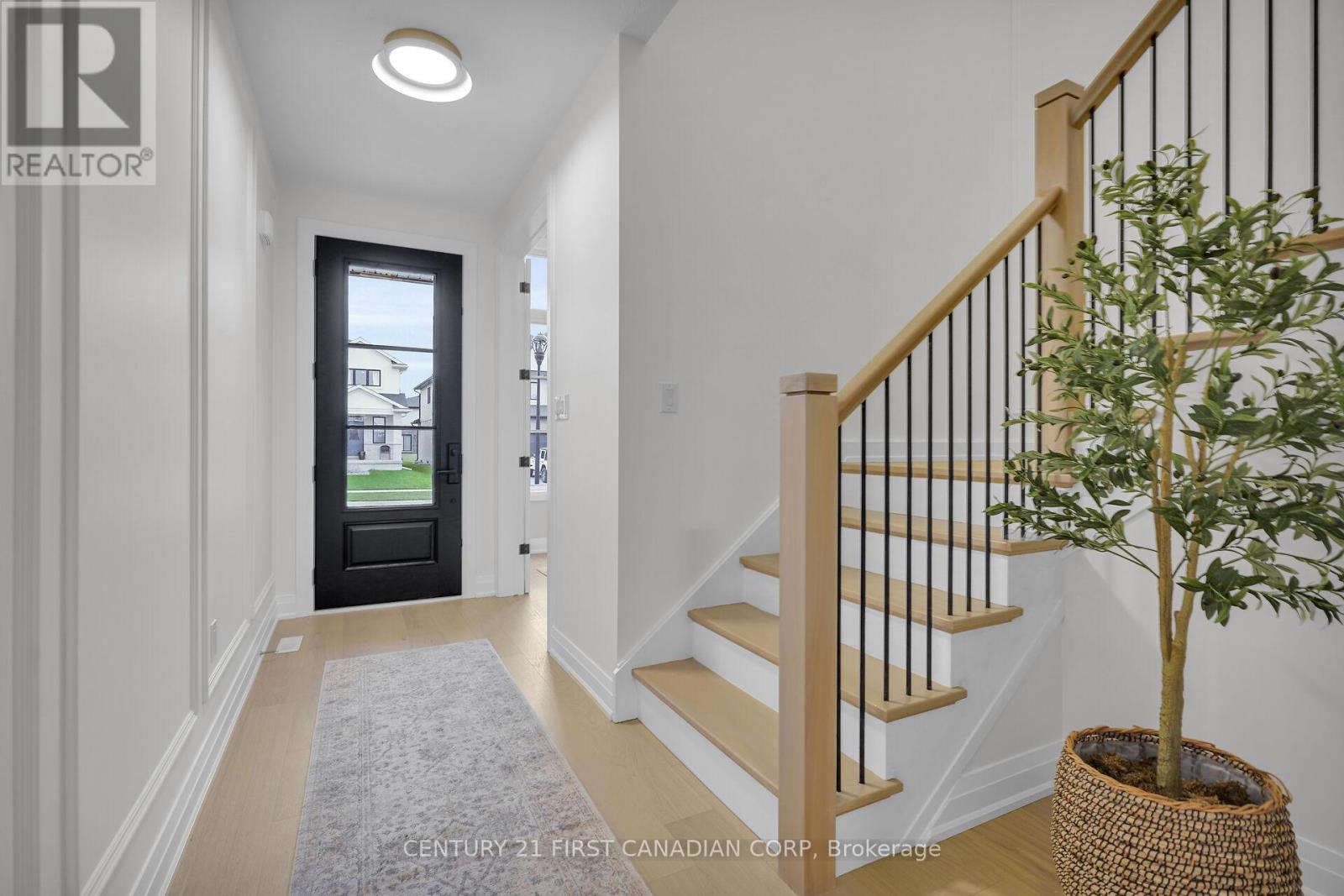 1918 Fountain Grass Drive, London South, Ontario  N6K 4P9 - Photo 23 - X12495248