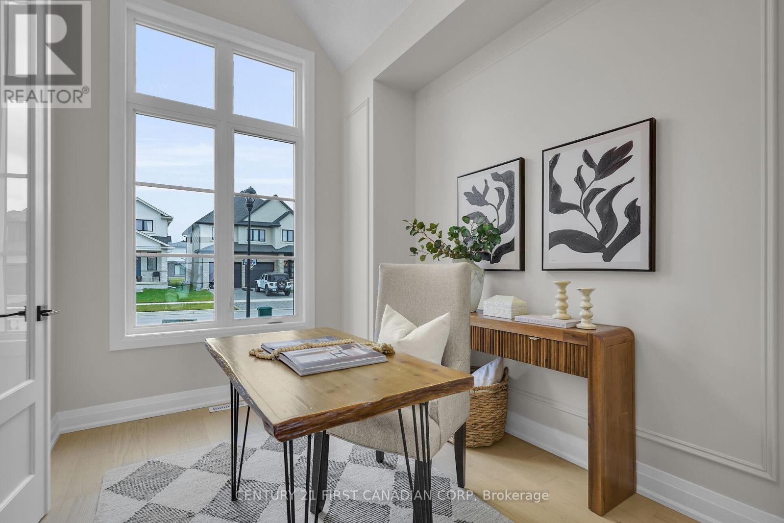 1918 Fountain Grass Drive, London South, Ontario  N6K 4P9 - Photo 3 - X12495248