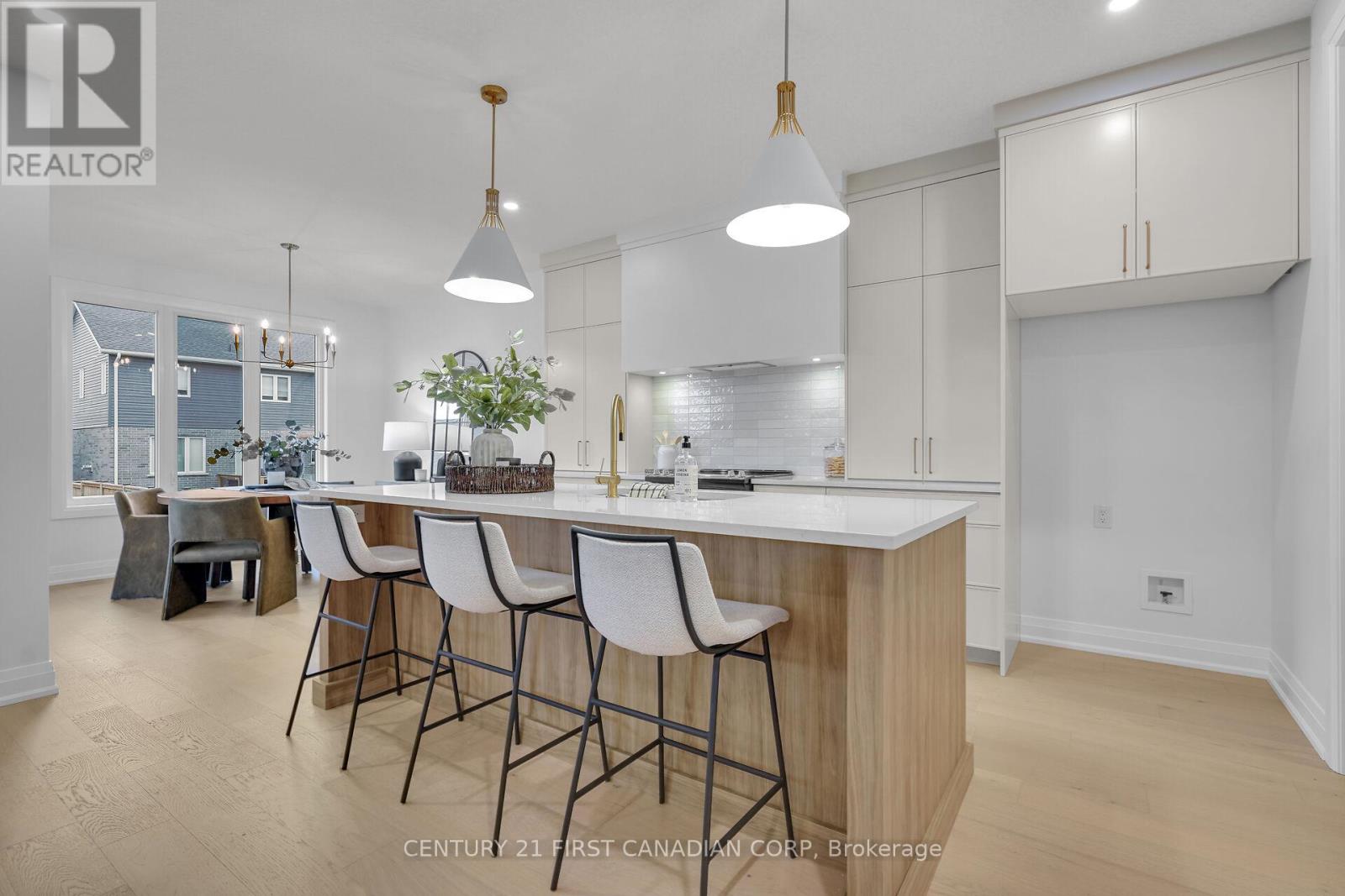 1918 Fountain Grass Drive, London South, Ontario  N6K 4P9 - Photo 9 - X12495248