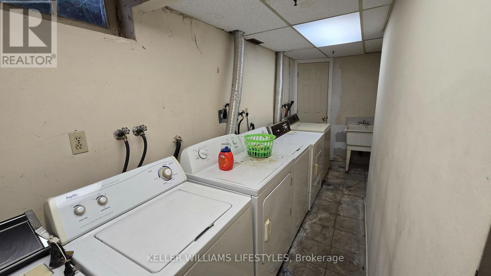 Upper - 20 Sumner Road, London South, Ontario  N5Z 3Y7 - Photo 18 - X12495268