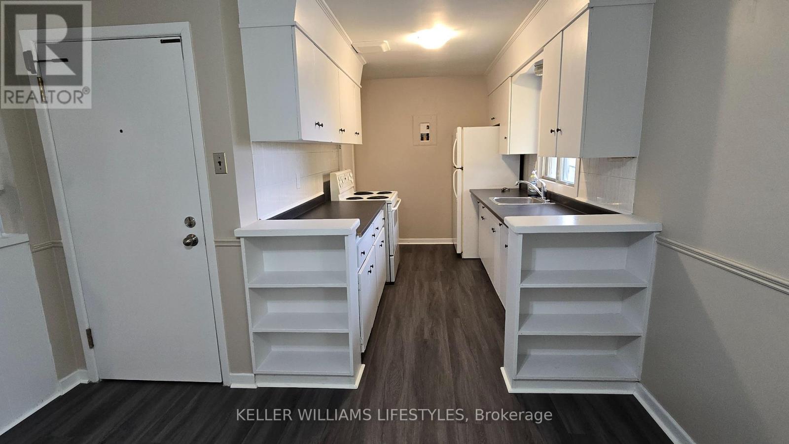 Upper - 20 Sumner Road, London South, Ontario  N5Z 3Y7 - Photo 2 - X12495268