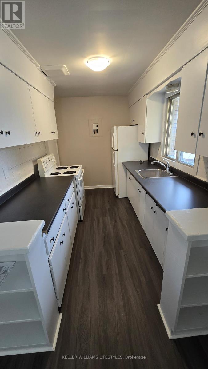 Upper - 20 Sumner Road, London South, Ontario  N5Z 3Y7 - Photo 4 - X12495268