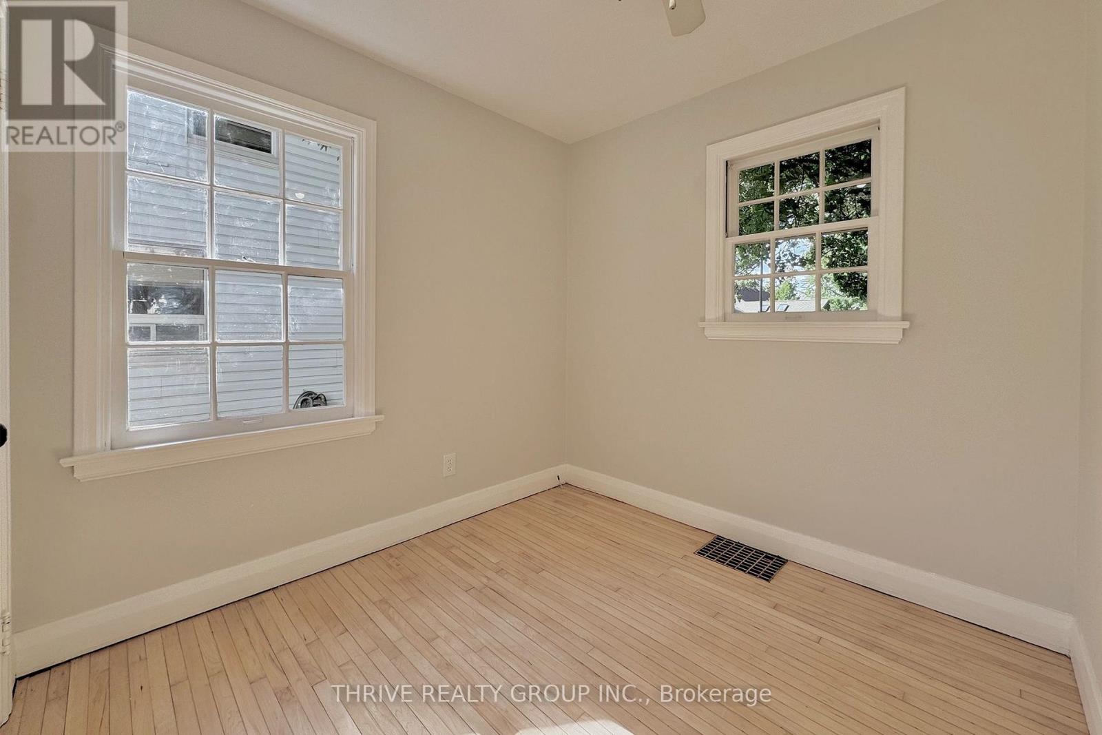 165 Oxford Street W, London North, Ontario  N6H 1S3 - Photo 11 - X12495368