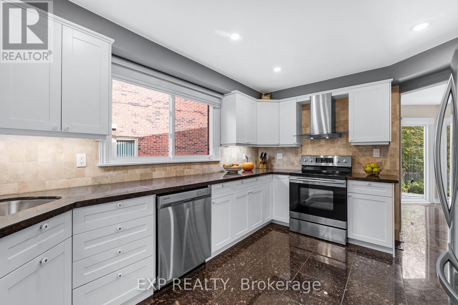 57 Millersgrove Drive, Toronto, Ontario  M2R 3S1 - Photo 9 - C12494962