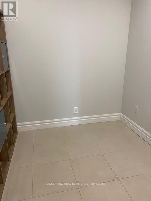 212 - 1100 Sheppard Avenue E, Toronto, Ontario  M2K 2W1 - Photo 10 - C12495010