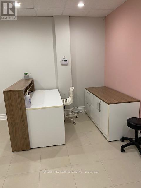 212 - 1100 Sheppard Avenue E, Toronto, Ontario  M2K 2W1 - Photo 11 - C12495010