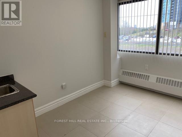212 - 1100 Sheppard Avenue E, Toronto, Ontario  M2K 2W1 - Photo 5 - C12495010