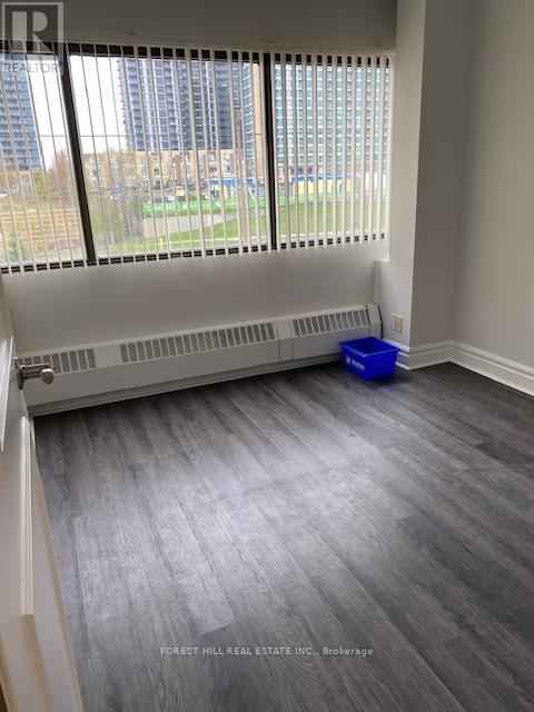 212 - 1100 Sheppard Avenue E, Toronto, Ontario  M2K 2W1 - Photo 6 - C12495010