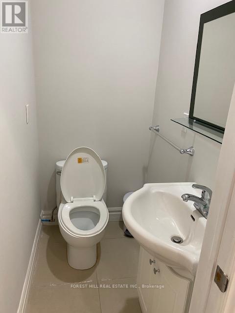 212 - 1100 Sheppard Avenue E, Toronto, Ontario  M2K 2W1 - Photo 7 - C12495010