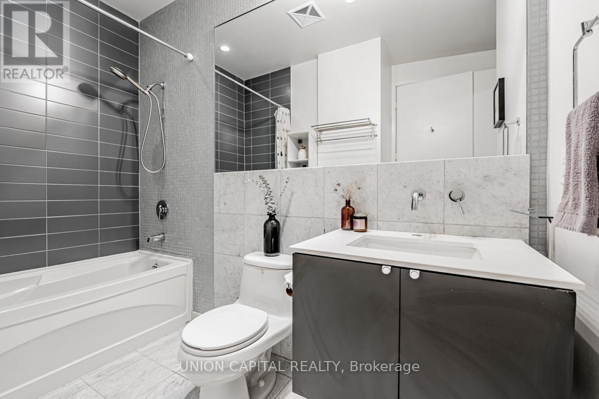 113 - 380 Macpherson Avenue, Toronto (Casa Loma), Ontario  M4V 3E3 - Photo 21 - C12495020