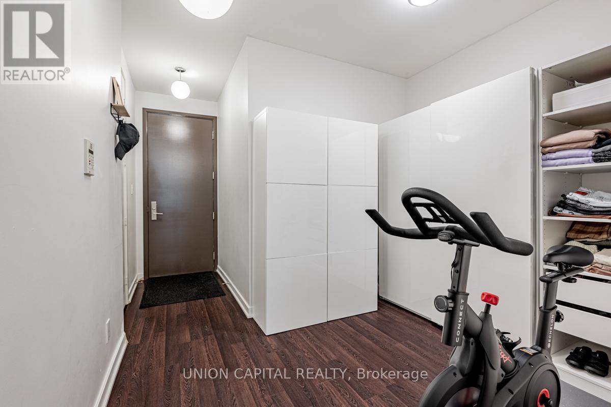 113 - 380 Macpherson Avenue, Toronto (Casa Loma), Ontario  M4V 3E3 - Photo 4 - C12495020