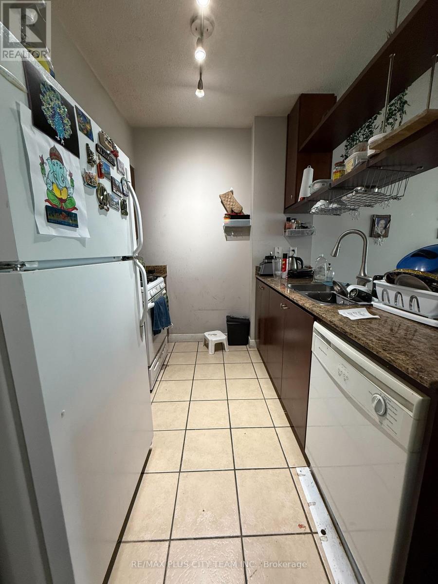 1009 - 5 Mariner Trail, Toronto, Ontario  M5V 3V6 - Photo 4 - C12495208