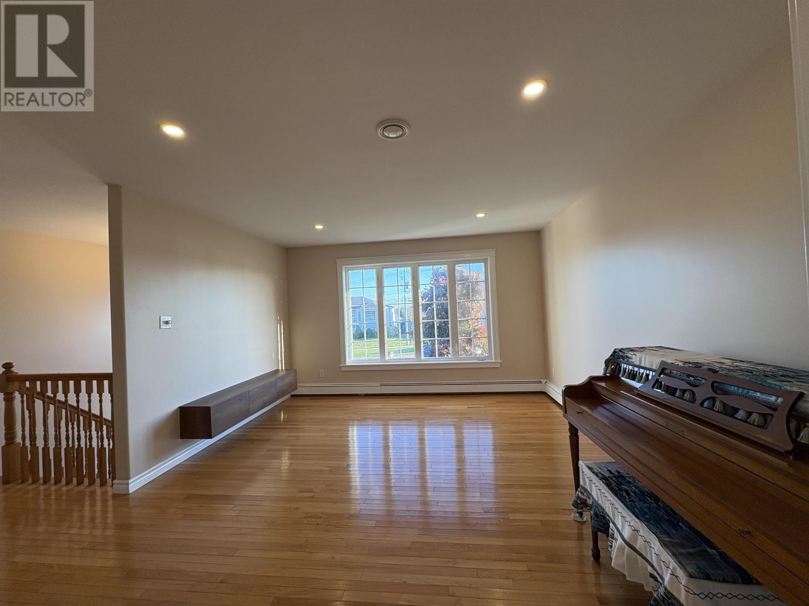 37 Commonwealth Avenue, Charlottetown, Prince Edward Island  C1E 2E7 - Photo 6 - 202517660