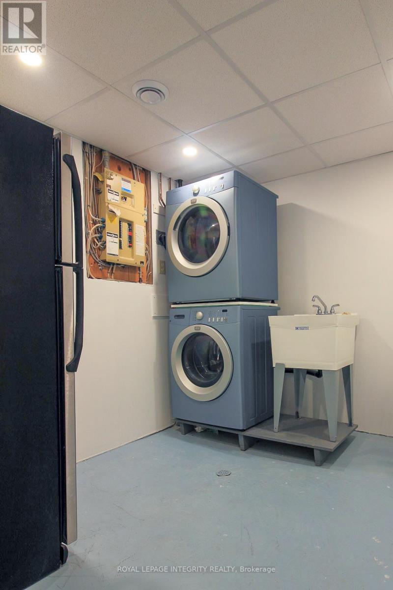 1080 Des Ormes Place, Ottawa, Ontario  K1C 5L7 - Photo 12 - X12495360