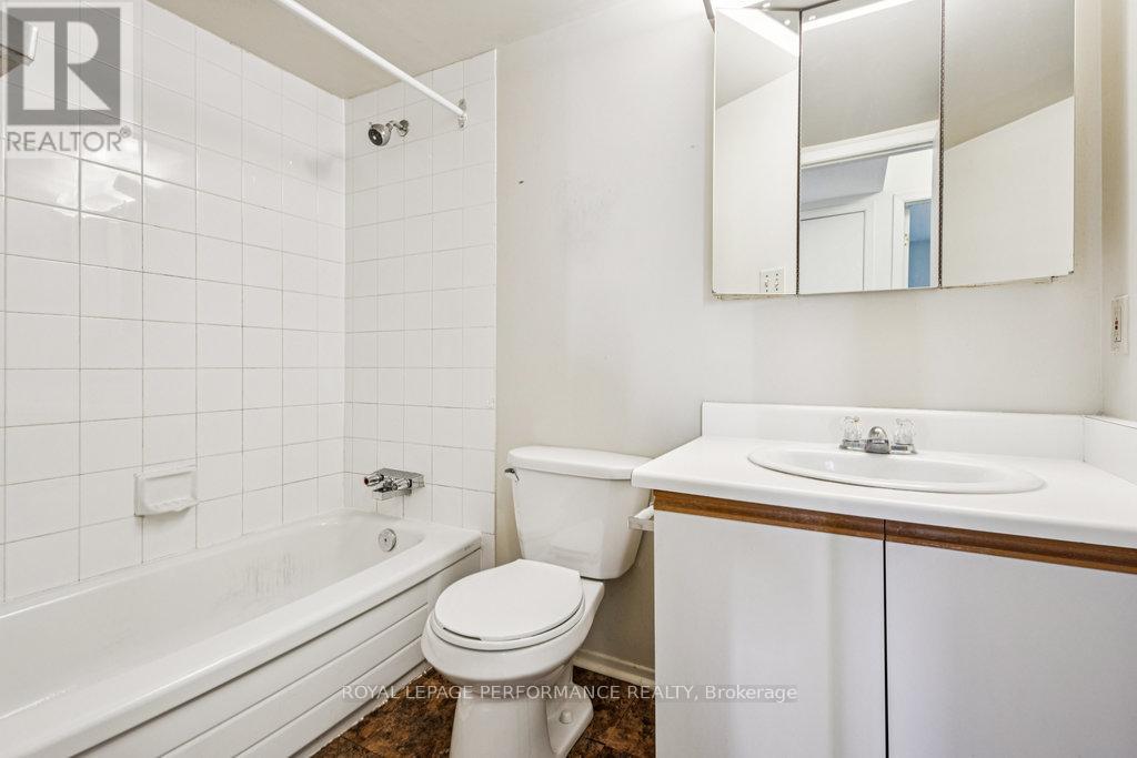 205 - 266 Lorry Greenberg Drive, Ottawa, Ontario  K1T 3J9 - Photo 21 - X12495370