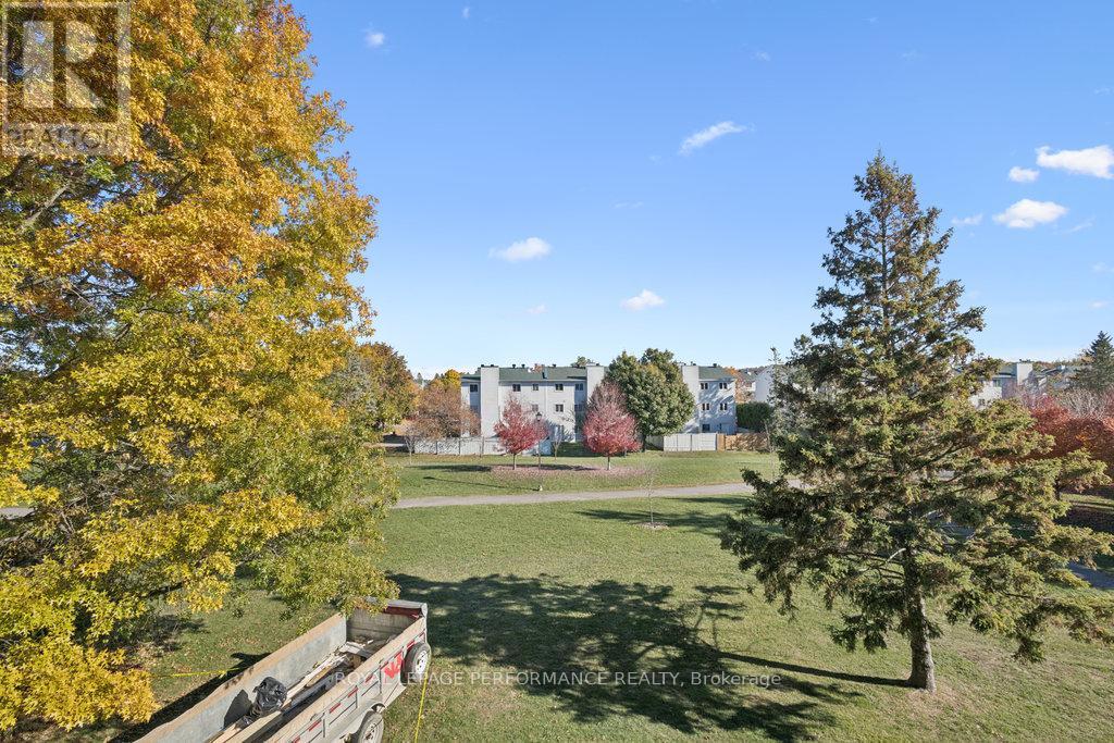 205 - 266 Lorry Greenberg Drive, Ottawa, Ontario  K1T 3J9 - Photo 32 - X12495370