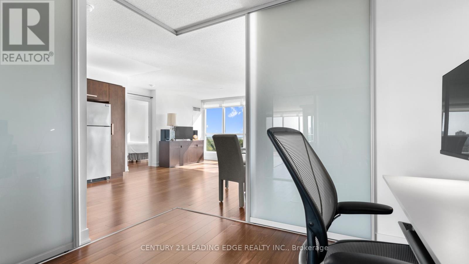 1602 - 1048 Broadview Avenue, Toronto, Ontario  M4K 2B8 - Photo 13 - E12494912