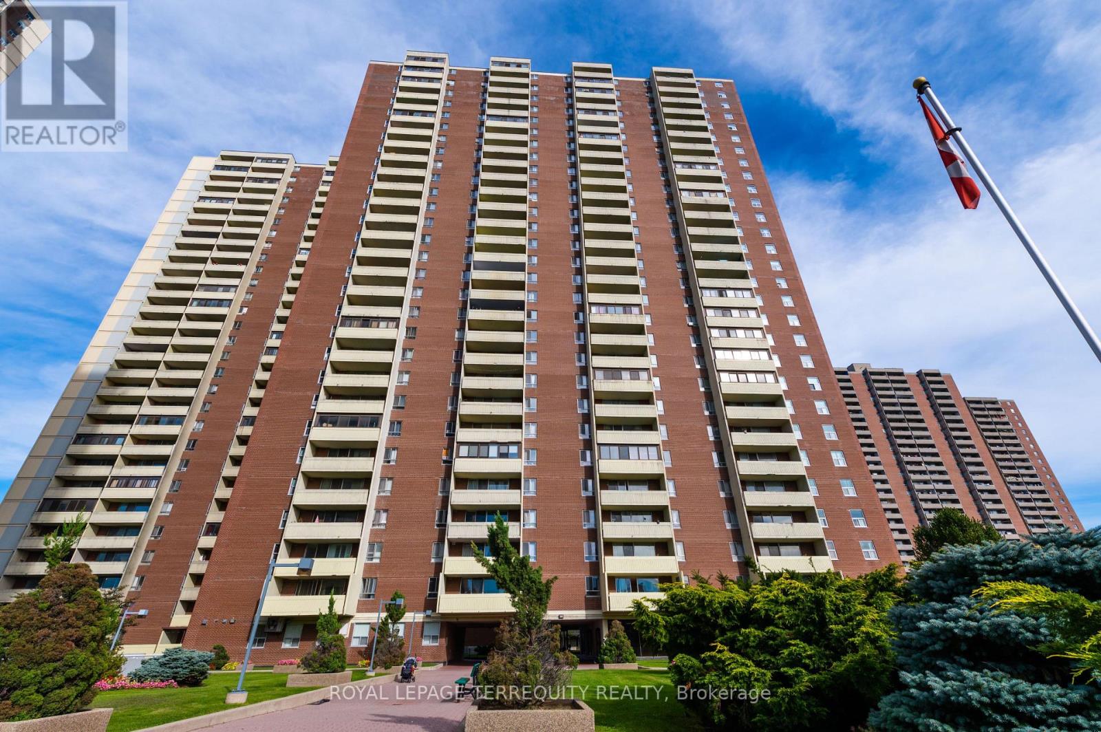 2807 - 5 MASSEY SQUARE, Toronto, Ontario