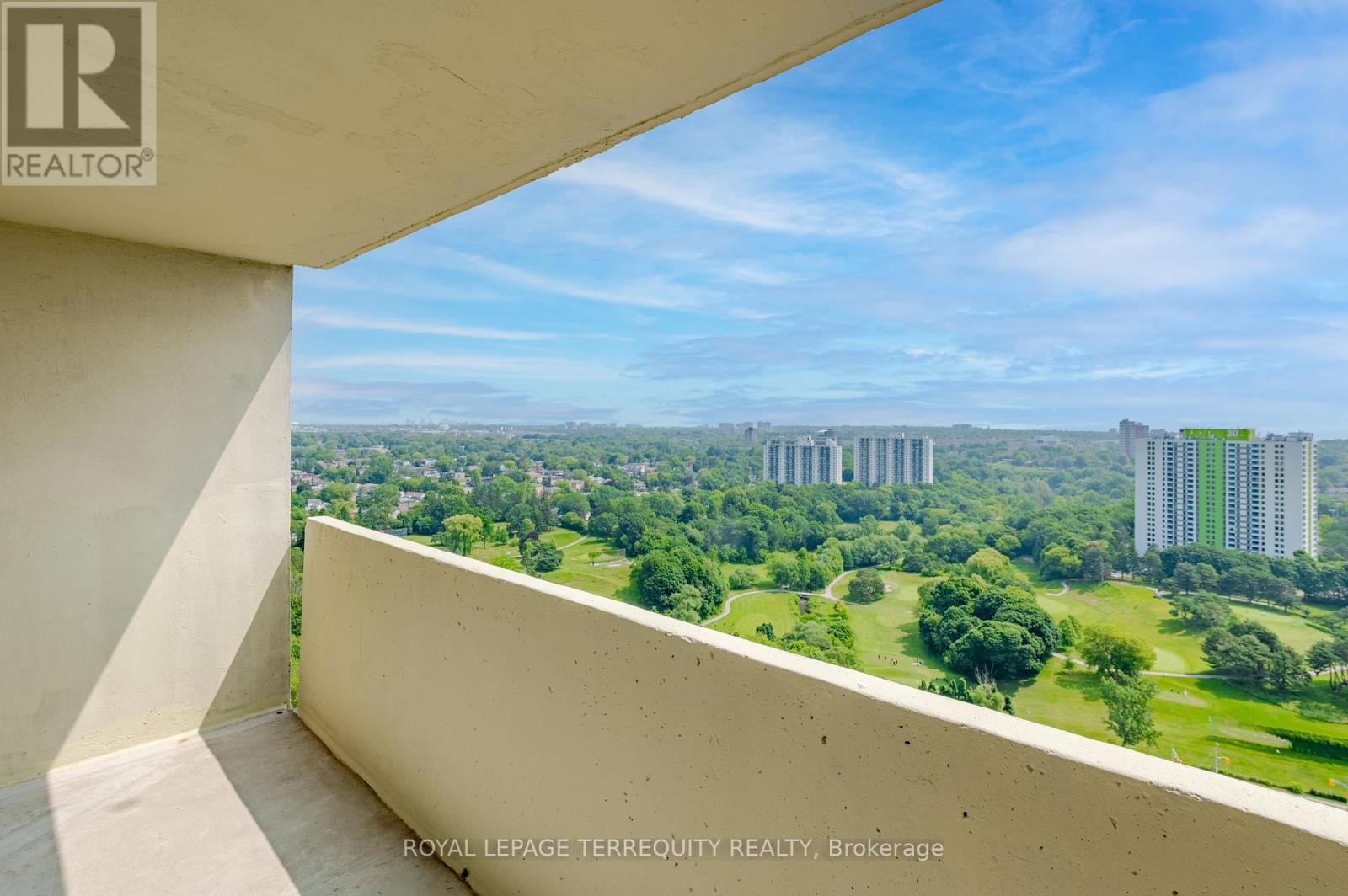 2807 - 5 Massey Square, Toronto, Ontario  M4C 5L6 - Photo 15 - E12494988