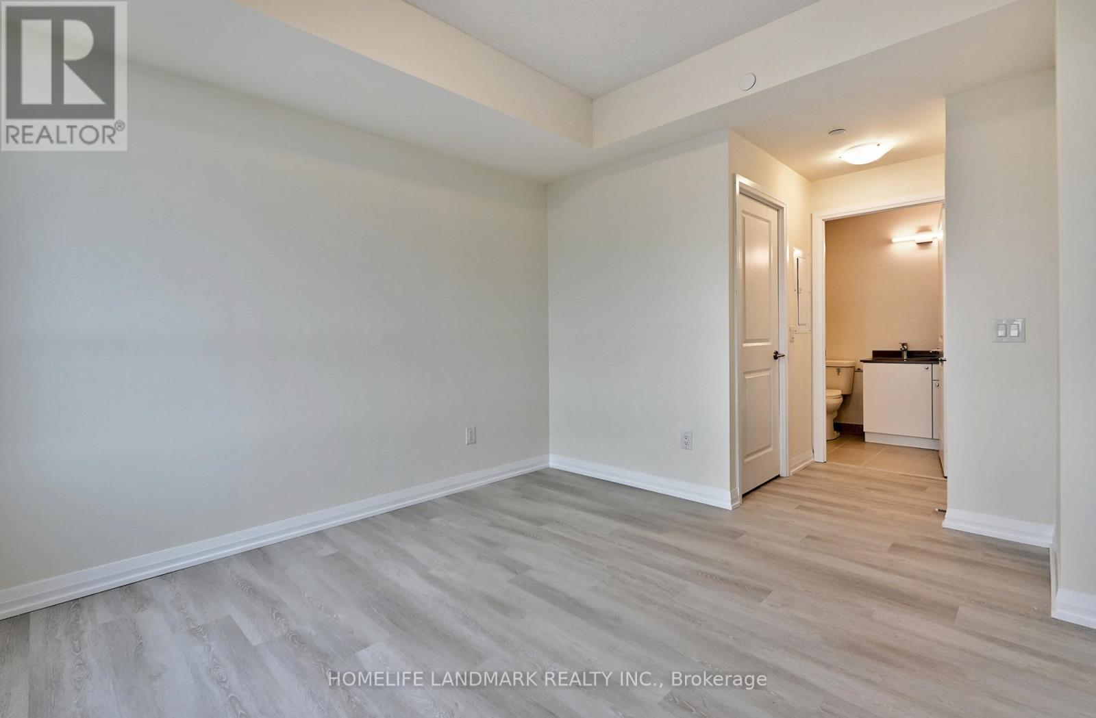 2629 - 3270 Sheppard Avenue E, Toronto, Ontario  M1T 3K3 - Photo 2 - E12495110