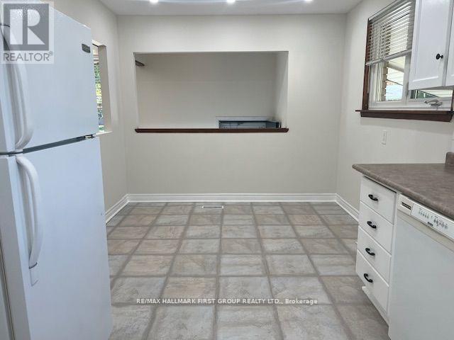 63 Taylor Road, Ajax, Ontario  L1S 2X5 - Photo 4 - E12495142