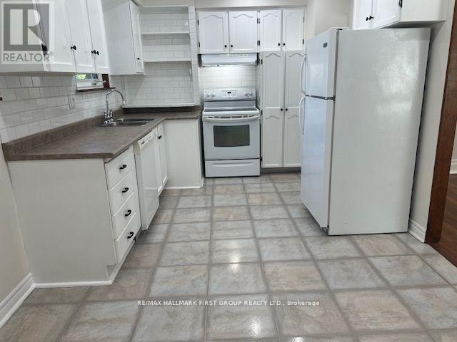 63 Taylor Road, Ajax, Ontario  L1S 2X5 - Photo 5 - E12495142