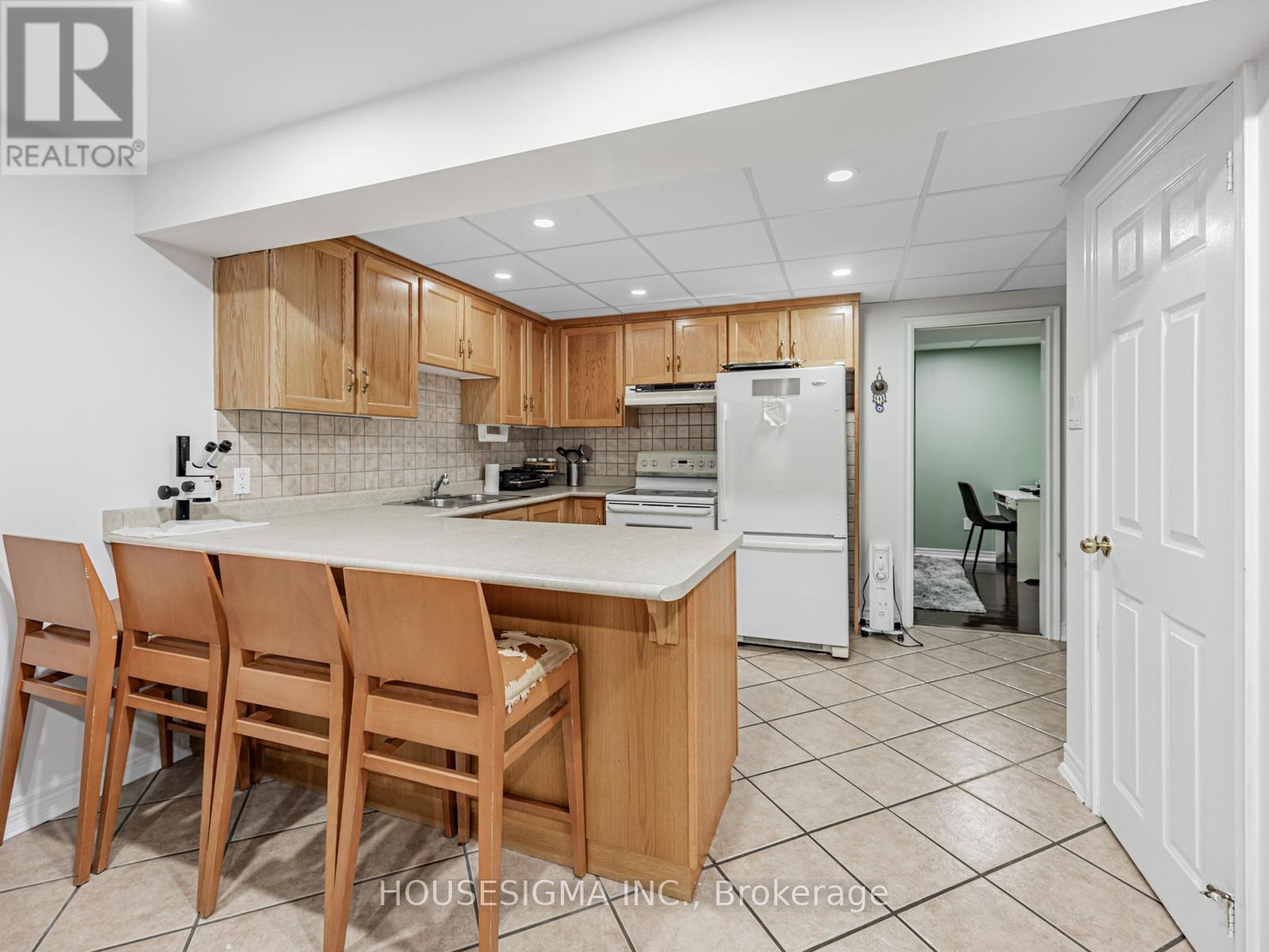 4 Adenmore Road, Toronto, Ontario  M1C 5B3 - Photo 18 - E12495146