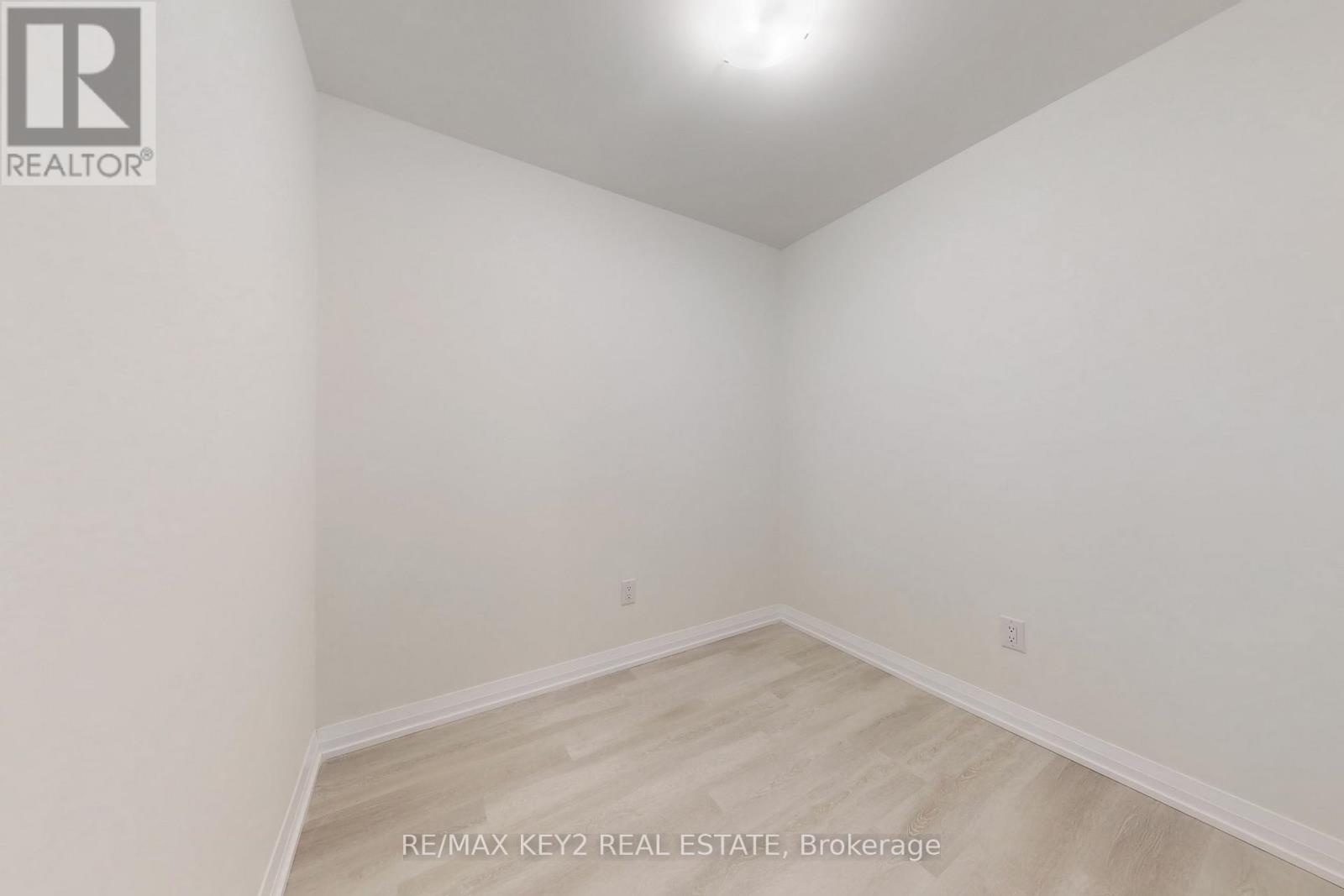 427 - 3270 Sheppard Avenue E, Toronto, Ontario  M1T 3K3 - Photo 16 - E12495166