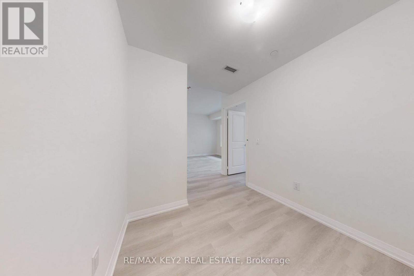 427 - 3270 Sheppard Avenue E, Toronto, Ontario  M1T 3K3 - Photo 18 - E12495166