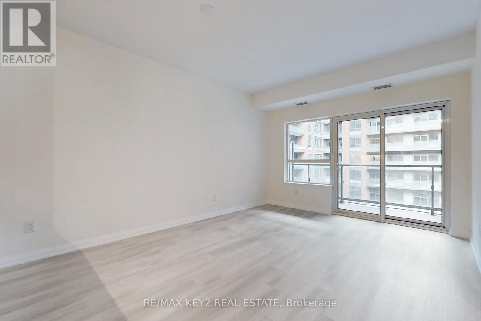 427 - 3270 Sheppard Avenue E, Toronto, Ontario  M1T 3K3 - Photo 4 - E12495166