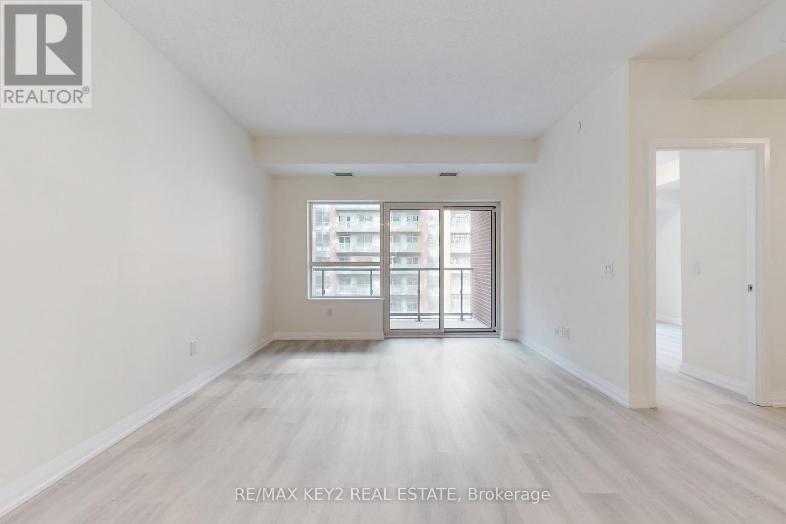 427 - 3270 Sheppard Avenue E, Toronto, Ontario  M1T 3K3 - Photo 5 - E12495166