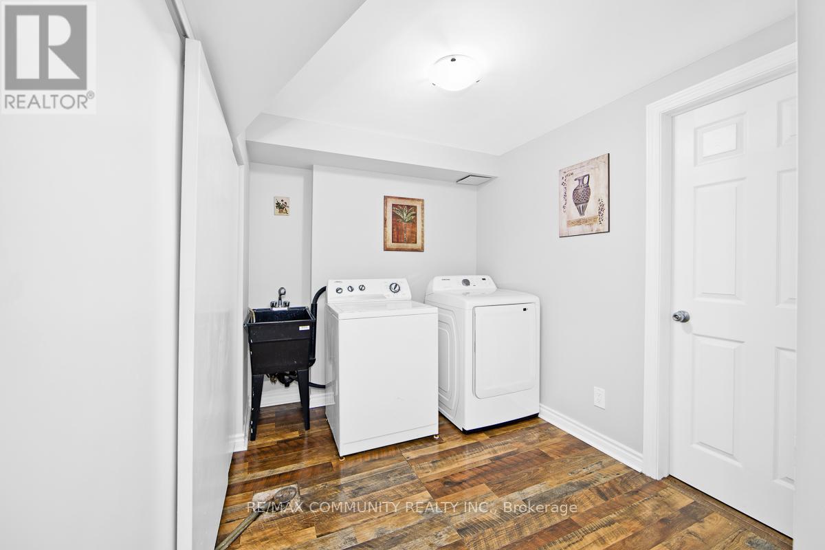 178 Dougherty Crescent, Whitchurch-Stouffville (Stouffville), Ontario  L4A 0A6 - Photo 23 - N12494992